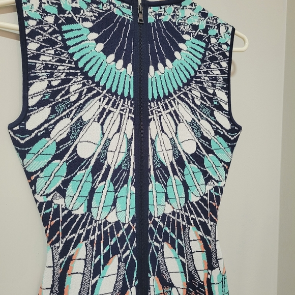 BCBG Designer Dress One Of A Kind - Picture 5 of 8